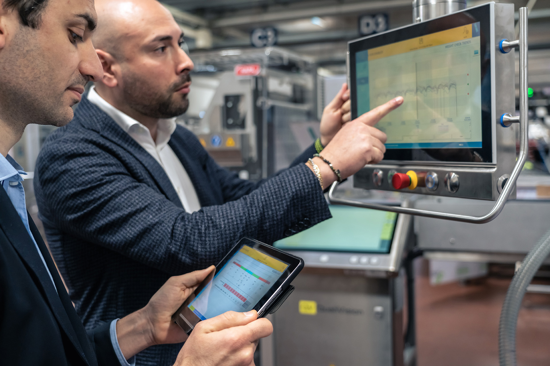 Why are maintenance plans important for packaging machines?