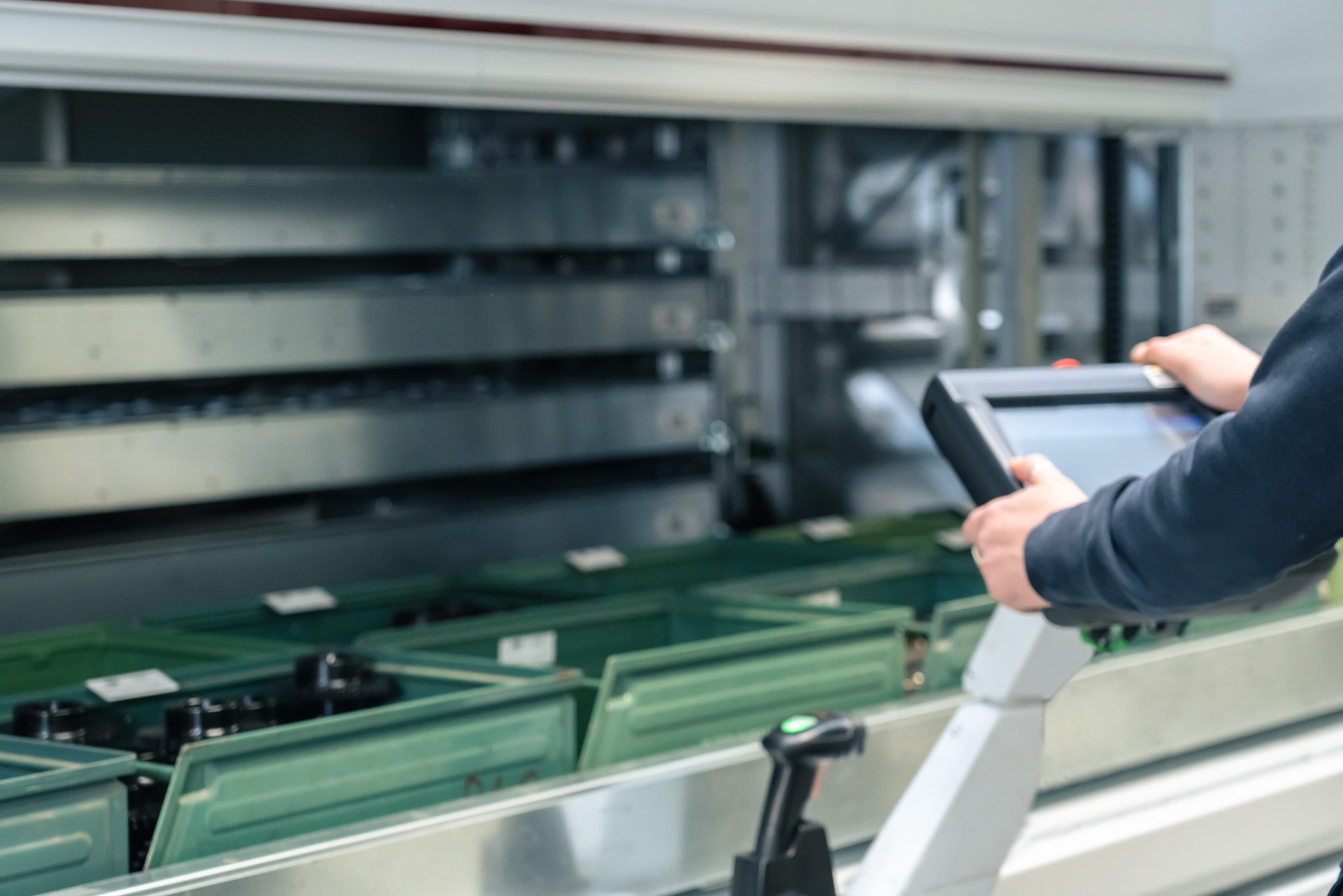 What are the advantages of an optimized spare parts management system?